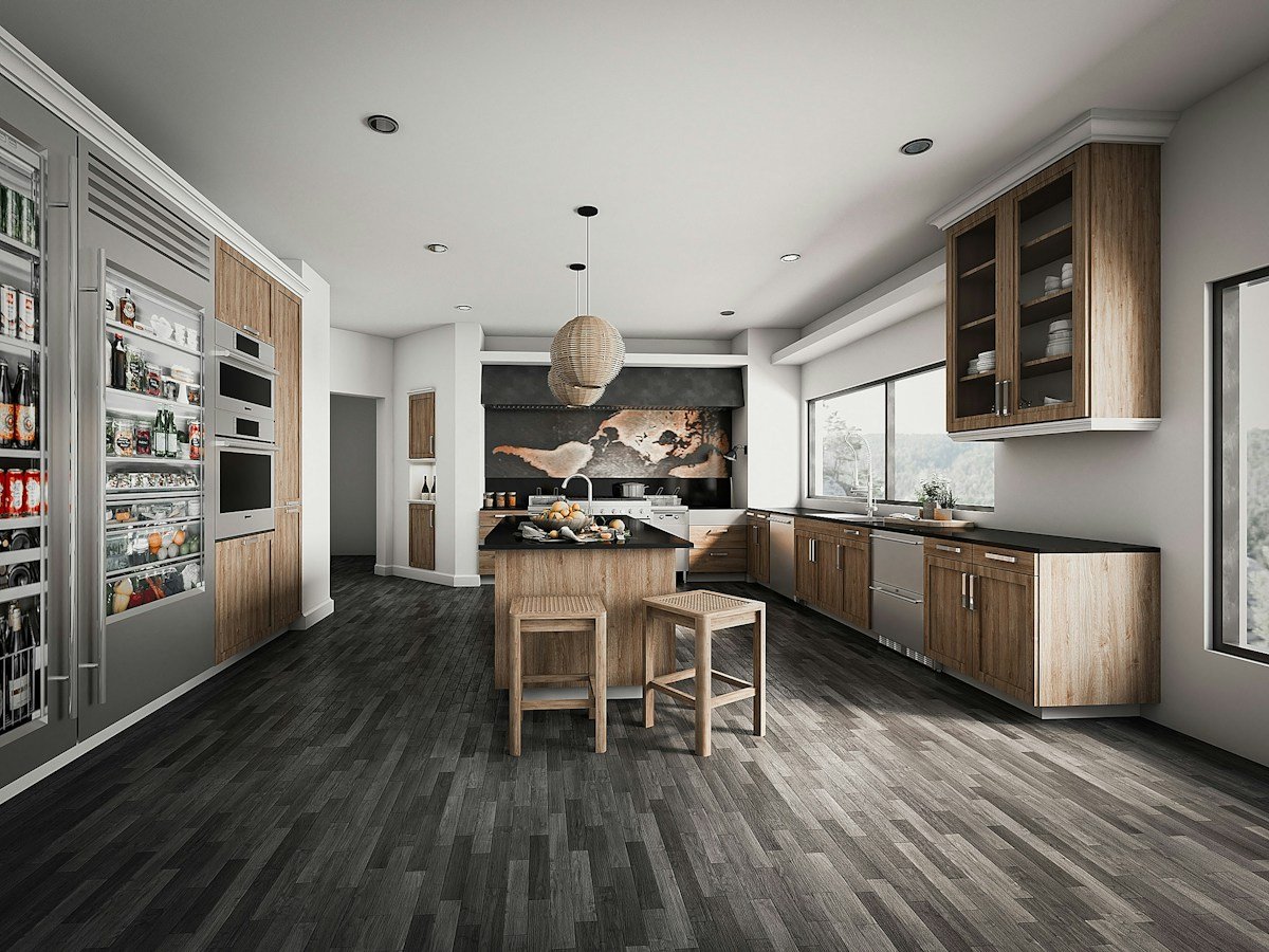 Cocina contemporánea con mobiliario renovado